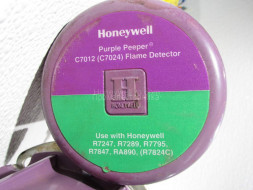 Honeywell C7012E1146