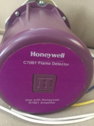 Honeywell C7061A1038